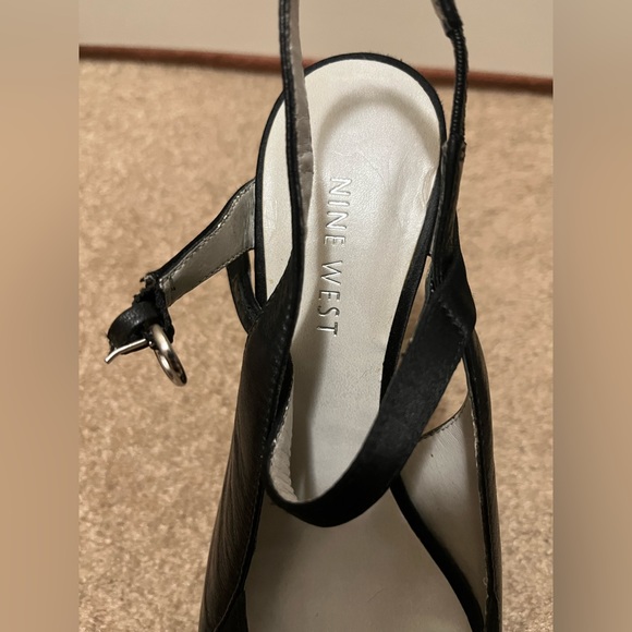 Nine West Strappy Heels. Size 5.5 - Picture 2 of 6